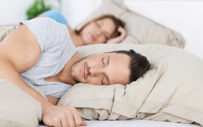 Las 3 mejores posturas para leer en la cama - Blog Dormitienda