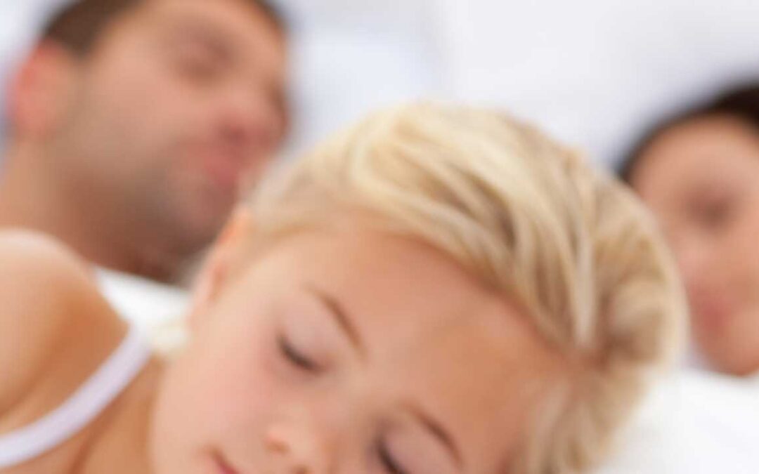 ¿Por qué a los niños les gusta dormir con los padres?